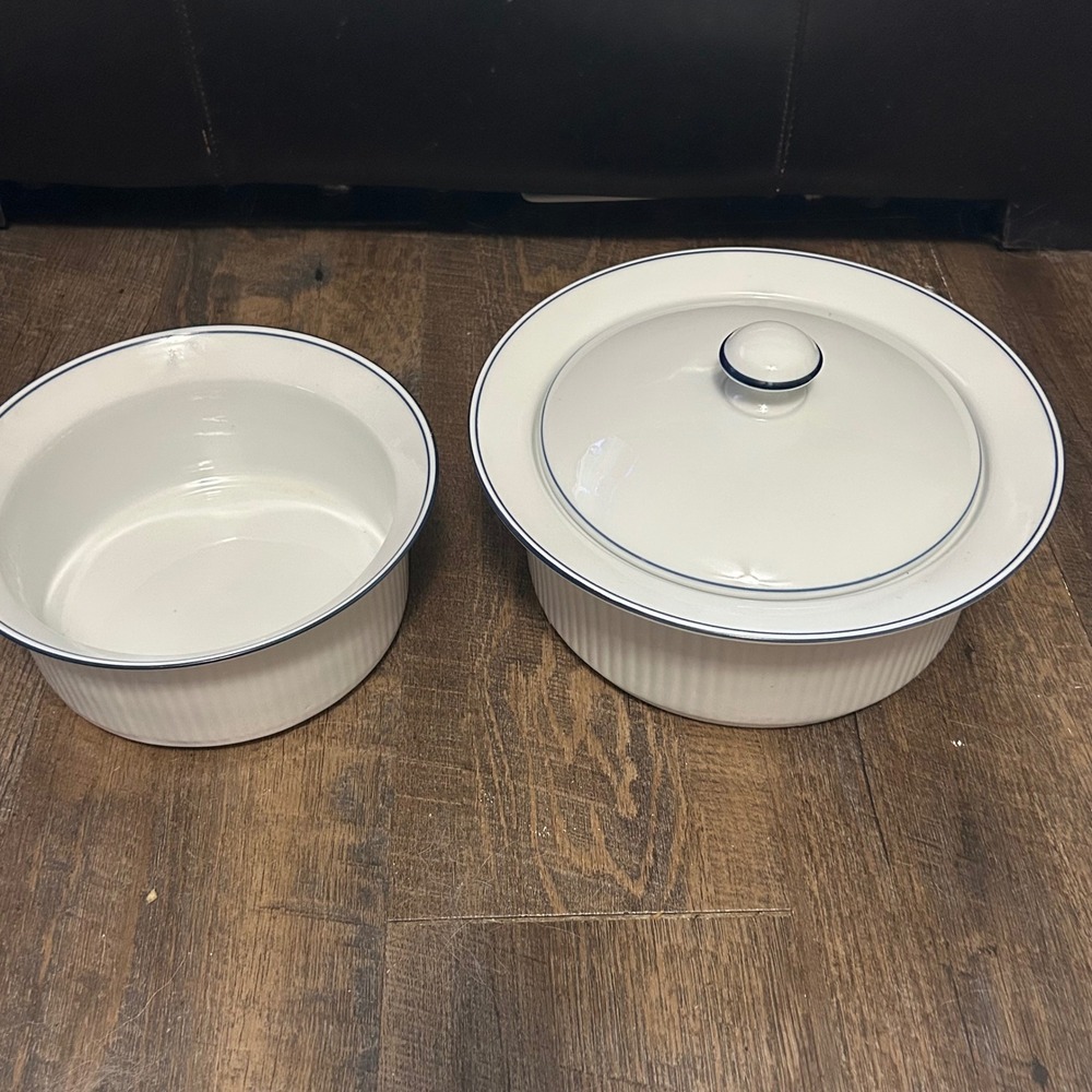 Dansk Bistro Christianshavn Blue Casserole Dish Set 2 Round Bakers White Navy